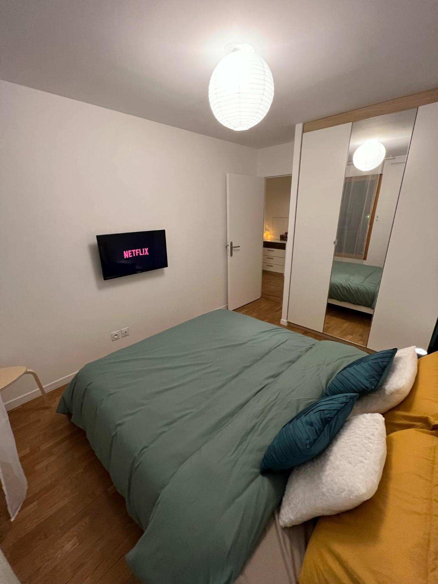 Paris-Montrouge Magnifique Appartement 3 Pieces De 75M2 Avec Parking - Tres Cosy Pour 1 - 8 Personnes Refait A Neuf -Entire Apartment Luxurious And Warm -Montrouge Paris 14Eme - Proche Aeroport Orly Parc Expositions Porte De Versailles Free Wifi Grat Exterior foto