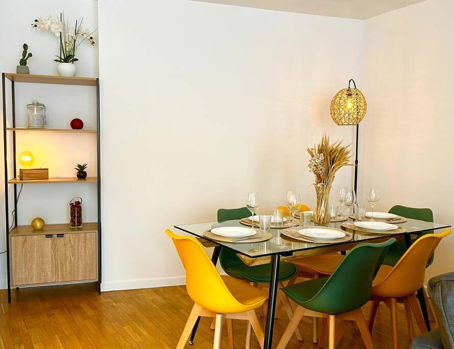 Paris-Montrouge Magnifique Appartement 3 Pieces De 75M2 Avec Parking - Tres Cosy Pour 1 - 8 Personnes Refait A Neuf -Entire Apartment Luxurious And Warm -Montrouge Paris 14Eme - Proche Aeroport Orly Parc Expositions Porte De Versailles Free Wifi Grat Exterior foto